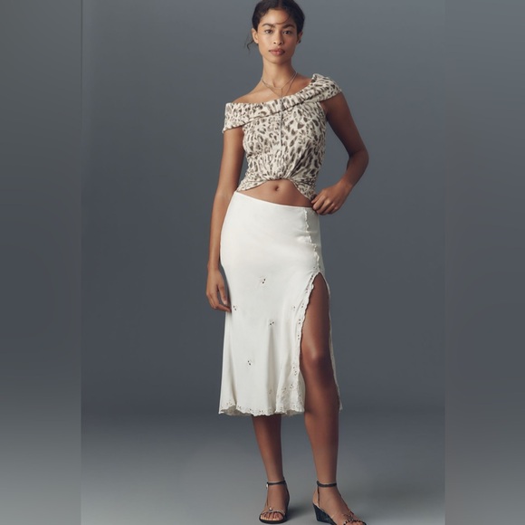 Pilcro Off-The-Shoulder Twist Rib Top - Picture 3 of 4